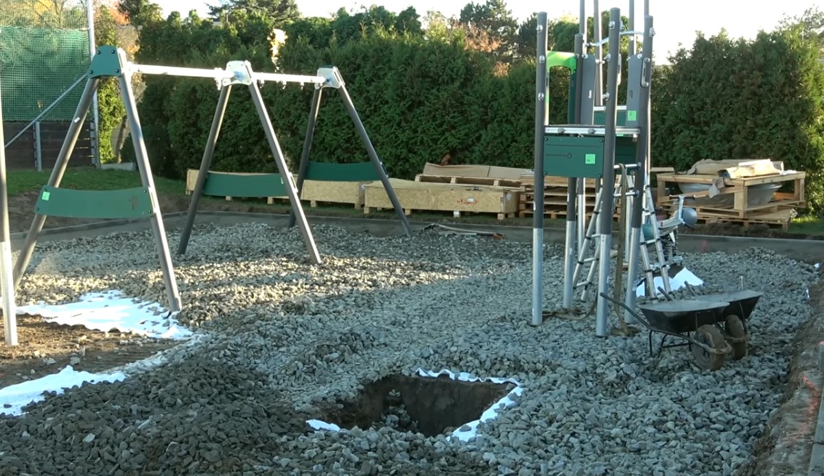 Zprávy 7.11.2025 Zprávy 7.11.2025